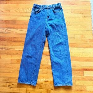 ZARA Boyfriend Straight Leg Medium Wash Denim High Rise Jeans size 6